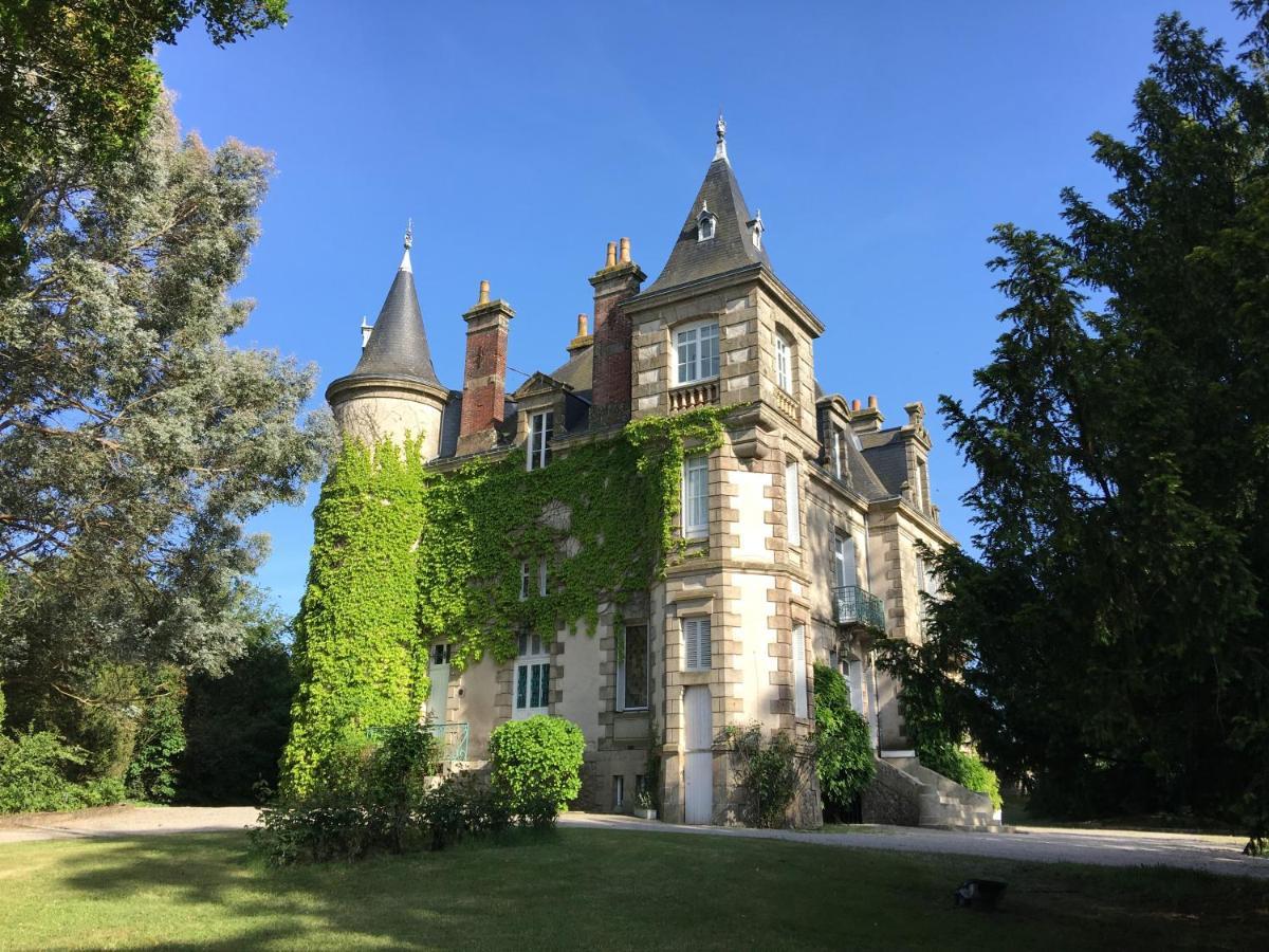 Le Chateau Des Tourelles En Vendee La Gaubretiere Dış mekan fotoğraf