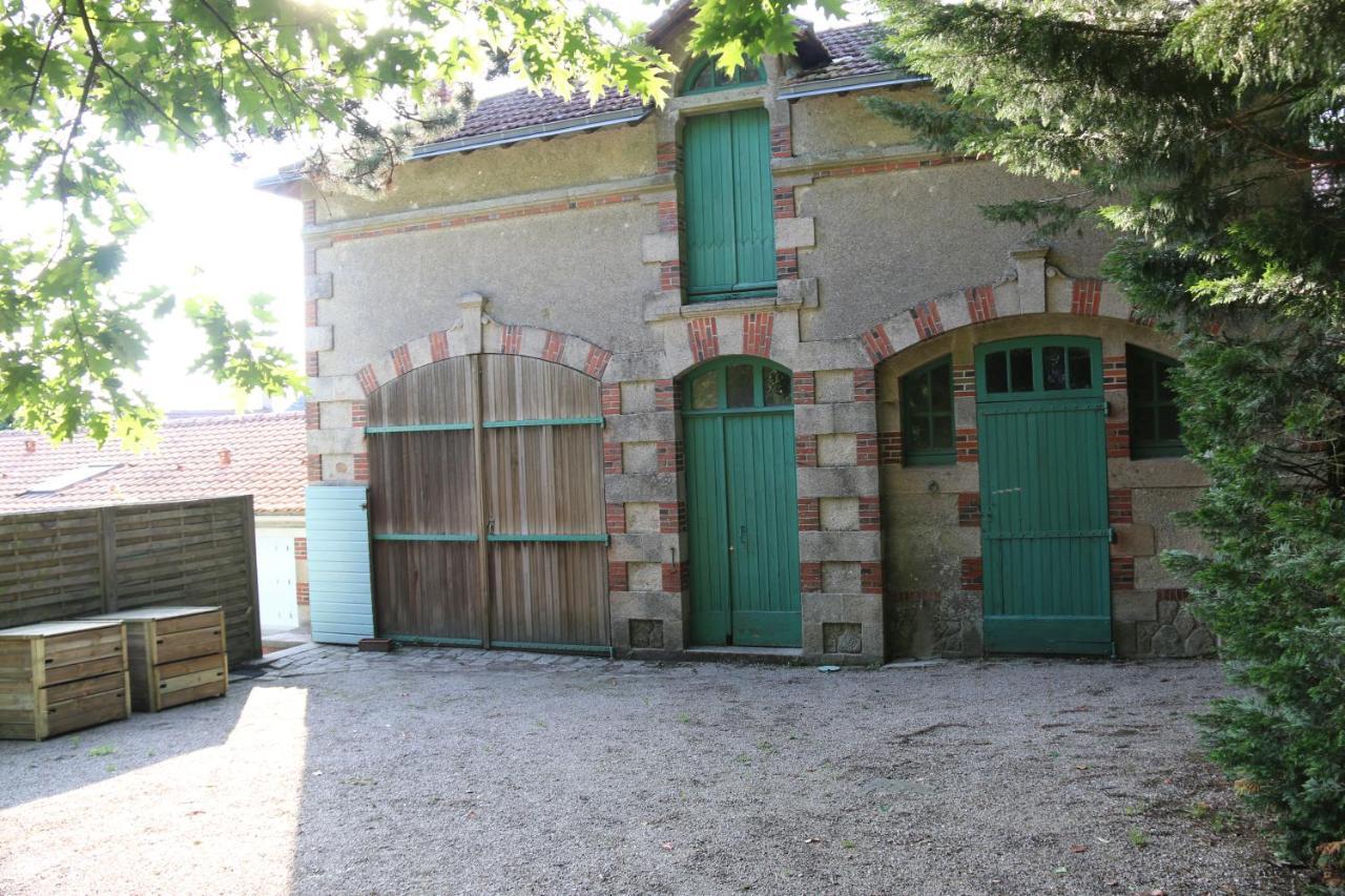 Le Chateau Des Tourelles En Vendee La Gaubretiere Dış mekan fotoğraf